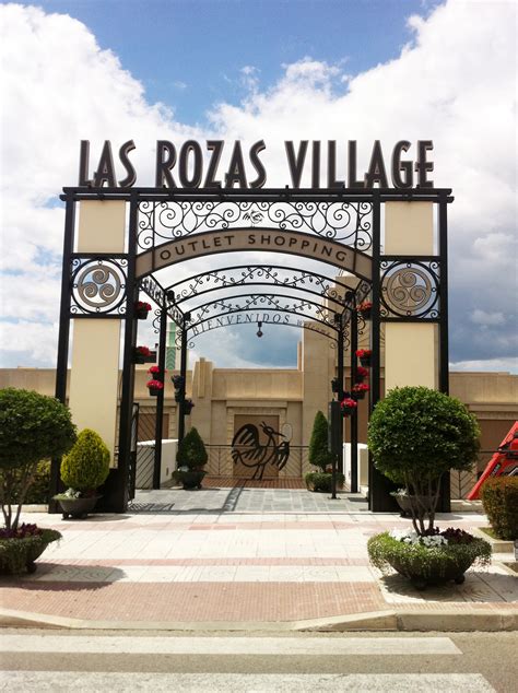 las rozas village outlet.